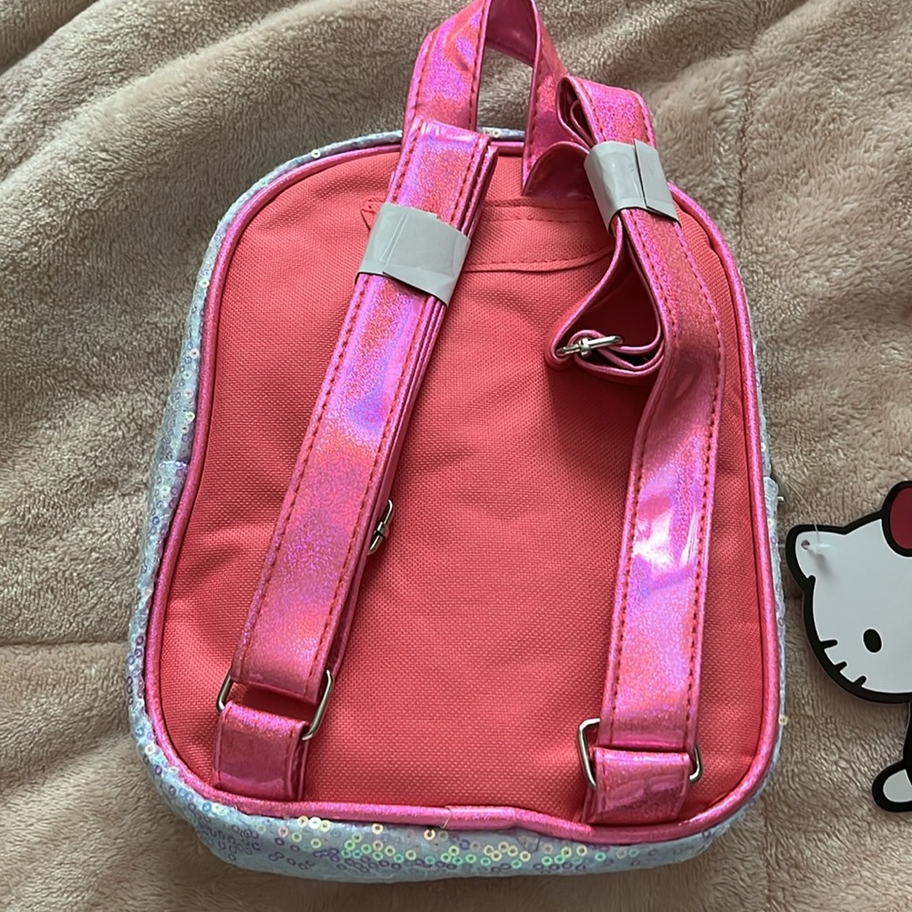 Hello Kitty Backpack - Picture 2 of 4